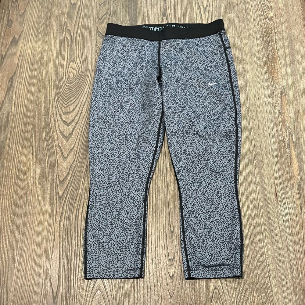 Nike Dri Fit Relay Printed Crop Running Tight Leggings Mid Rise Gray Black Large